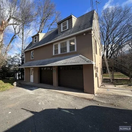 Rent this 4 bed house on 551 Ewing Avenue in Franklin Lakes, NJ 07417
