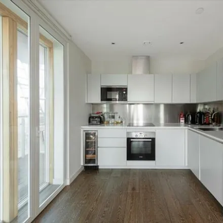 Image 5 - Queen's Park Station, Salusbury Road, London, NW6 6NJ, United Kingdom - Apartment for sale