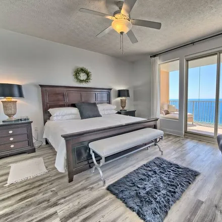 Rent this 3 bed condo on Panama City Beach