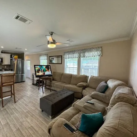 Image 4 - 1320 Hand Avenue, Ormond Beach, FL 32174, USA - Apartment for sale
