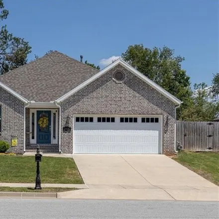 Buy this 3 bed house on 1615 S 11th Pl in Rogers, Arkansas