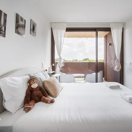 Rent this 1 bed apartment on Vilar do Paraíso in Vila Nova de Gaia, Porto