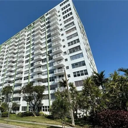 Image 2 - 2050 Canal Drive, San Souci Estates, North Miami, FL 33181, USA - Condo for sale