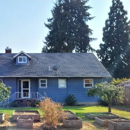 Buy this 4 bed house on 210 Myoak Drive in Eugene, OR 97404