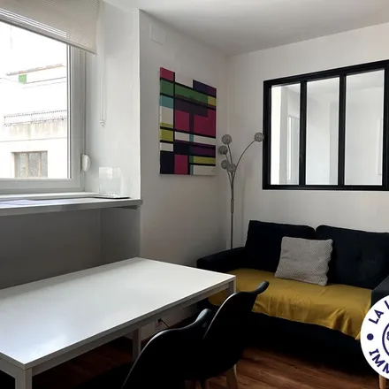 Image 3 - 78 Rue Jean Sans Peur, 59000 Lille, France - Apartment for rent