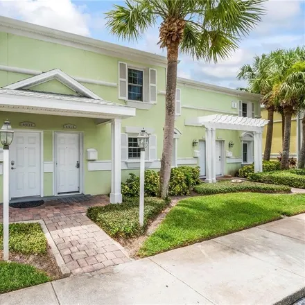 Buy this 2 bed townhouse on 4915 Cobia Drive Southeast in Saint Petersburg, FL 33705