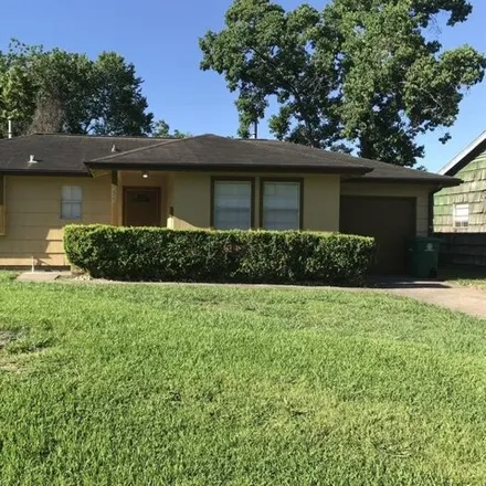 Rent this 3 bed house on 5644 Southbrook Drive in Houston, TX 77033