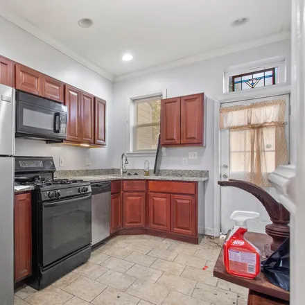 Image 6 - 1406 East Oliver Street, Baltimore, MD 21213, USA - Townhouse for sale