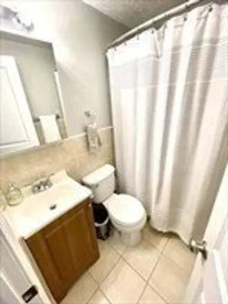 Image 9 - 756 Huntington Avenue, Boston, MA 02120, USA - Apartment for rent