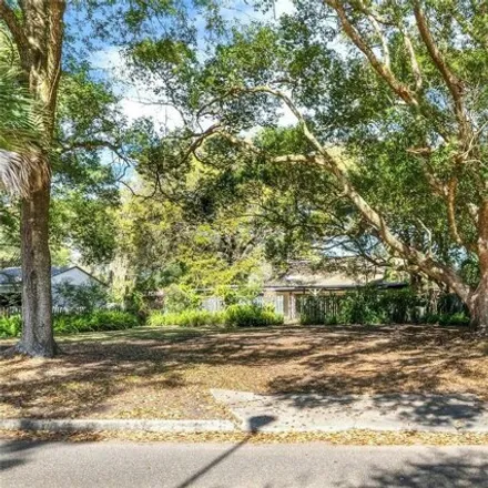 Buy this 1 bed house on 2313 Loch Lomond Drive in Winter Park, FL 32792