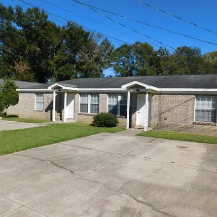 Buy this 4 bed house on 571 South Main Street in Quincy, Gadsden County