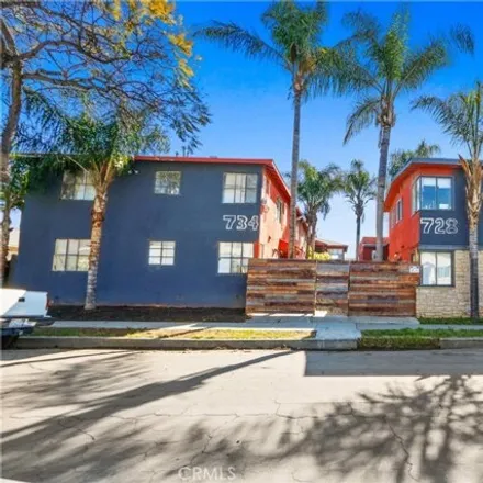 Image 2 - 732 Cerritos Avenue, Long Beach, CA 90813, USA - House for sale