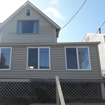 Rent this 2 bed house on 130 White Horse Road in Priscilla Beach, Plymouth