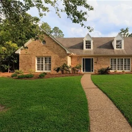 Rent this 5 bed house on 3741 Claridge Road North in Country Club Estates, Mobile