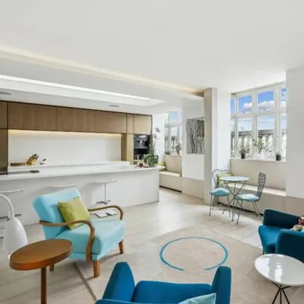 Image 2 - Welbeck House, 50-54 Wigmore Street, East Marylebone, London, W1U 2RZ, United Kingdom - Apartment for sale