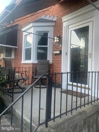 Image 2 - 1008 East Lake Avenue, Baltimore, MD 21212, USA - Townhouse for rent