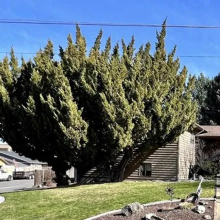 Buy this 4 bed house on 1422 23rd Avenue in Lewiston, ID 83501