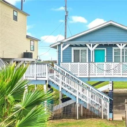 Buy this 2 bed house on 139 Carlton Avenue in Surfside Beach, Brazoria County