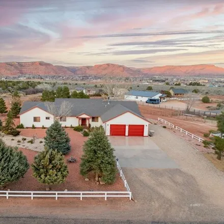 Buy this 4 bed house on 886 Grand Canyon Drive in Kanab, UT 84741