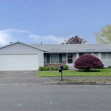 Buy this 3 bed house on 765 Northeast Cochran Avenue in Gresham, OR 97030