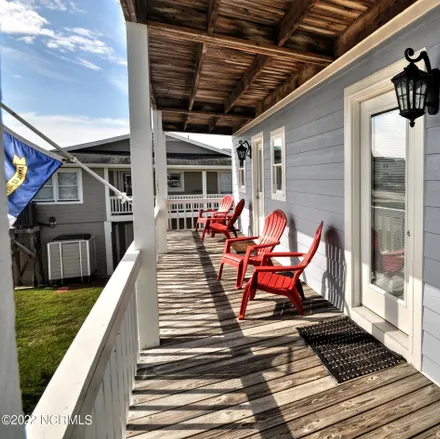 Image 6 - 105 Lumberton Street, Holden Beach, Brunswick County, NC 28462, USA - House for sale