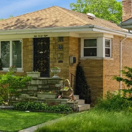 Buy this 4 bed house on 5028 S Leamington Ave in Chicago, Illinois