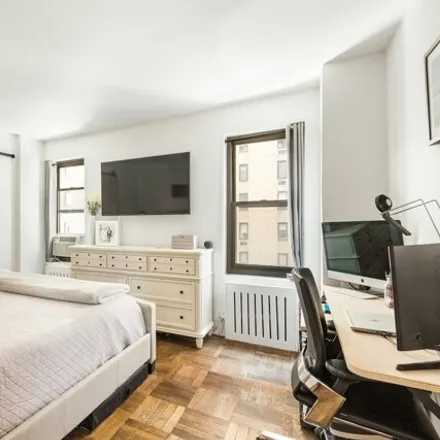 Image 4 - 55 East End Avenue, New York, NY 10028, USA - Apartment for sale