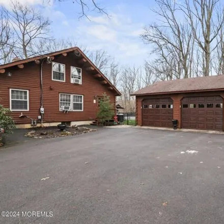 Image 2 - 96 Oakland Mills Road, Carrs Corner, Manalapan Township, NJ 07726, USA - House for sale