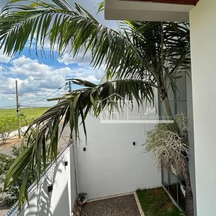 Buy this 2 bed house on Rua José Cruz Rezende in Jardim California, Uberlândia - MG