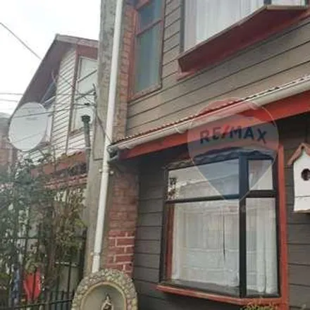 Image 6 - Pasaje Los Caiquenes, 620 0000 Punta Arenas, Chile - House for rent
