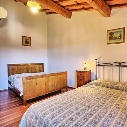 Rent this 1 bed apartment on 55068 Massarosa LU
