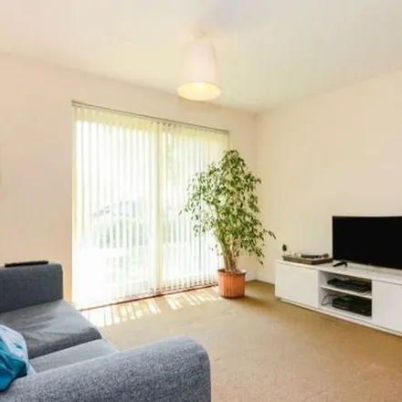 Rent this 1 bed apartment on Vimco's Superstore in 293 Whippendell Road, Holywell