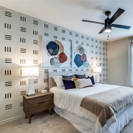 Rent this 1 bed apartment on 2911 Washington Avenue in Houston, TX 77007