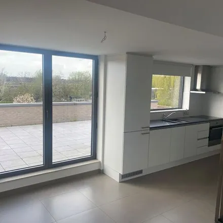 Rent this 1 bed apartment on Kattestraat 34 in 9150 Kruibeke, Belgium