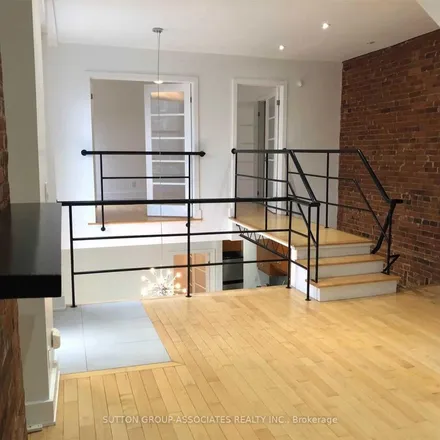 Image 5 - 666 Euclid Avenue, Old Toronto, ON M6G 1K8, Canada - Townhouse for rent