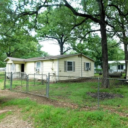 Image 2 - 1899 Grady Road, Hawk Cove, Hunt County, TX 75474, USA - House for sale