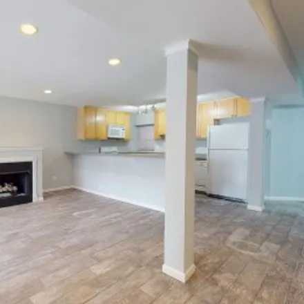 Buy this 1 bed apartment on #g,1346 West Bryn Mawr Avenue in Edgewater, Chicago
