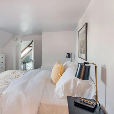 Rent this 5 bed house on Saint-Mathieu-de-Beloeil in QC J3G 2C9, Canada