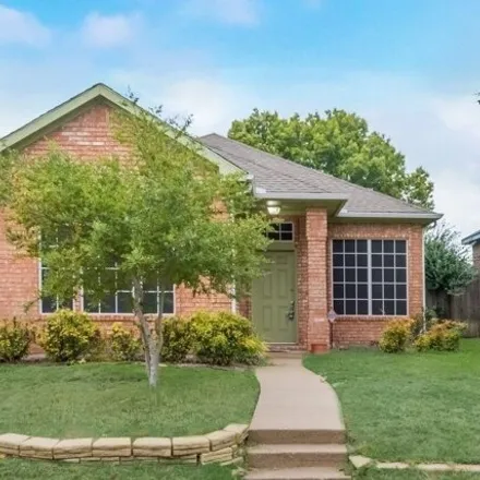 Buy this 3 bed house on 10104 Burgundy Drive in Frisco, TX 75035