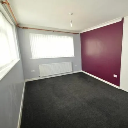 Image 9 - Randale Drive, Hollins, BL9 8NE, United Kingdom - Room for rent
