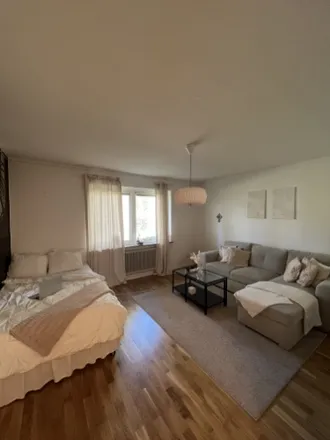 Rent this 1 bed condo on Vårmånadsgatan 7A in 415 43 Gothenburg, Sweden