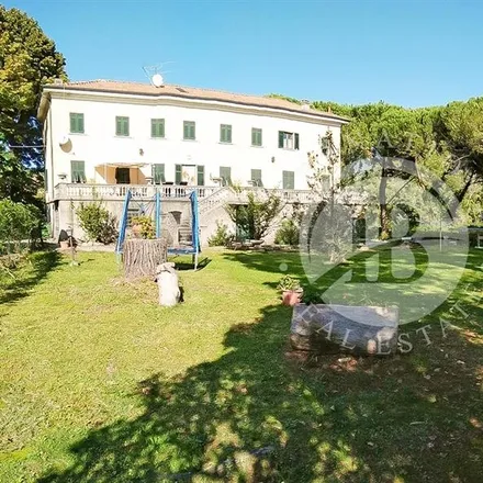 Buy this 5 bed house on 19038 Sarzana SP