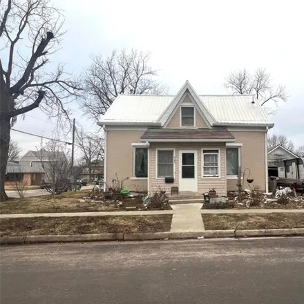 Buy this 2 bed house on 292 West Jefferson Street in Dodge City, Palmyra