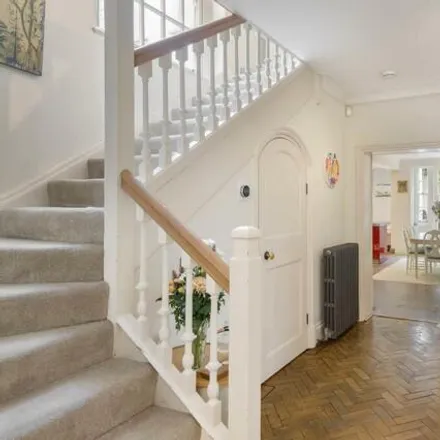 Image 5 - Tryon House, 17 Mallord Street, London, SW3 6AH, United Kingdom - Townhouse for sale