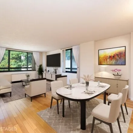 Buy this 1 bed condo on 2287 Johnson Ave Apt 4b in New York, 10463