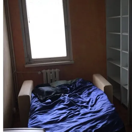 Rent this 2 bed room on Skwer Stanisława Powalisza in Chlebowa, 61-129 Poznań
