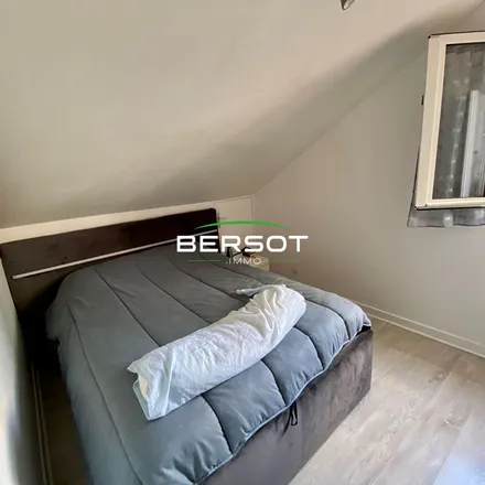 Rent this 2 bed apartment on 9 Avenue Élisée Cusenier in 25000 Besançon, France