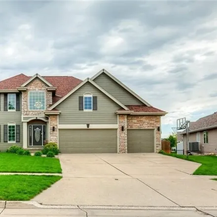 Buy this 5 bed house on 1691 Pinewood Court Southwest in Altoona, IA 50009