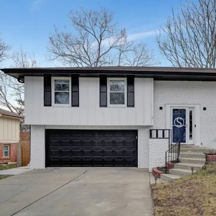 Buy this 3 bed house on Oakridge Drive in Lincoln, NE 68516