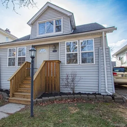 Buy this 3 bed house on Maryland / Vernor (SB) in Maryland Street, Grosse Pointe Park